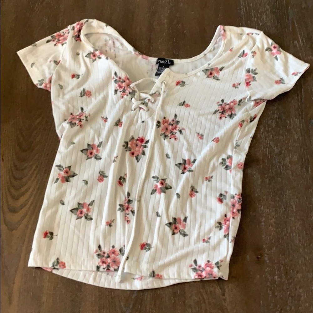 Cute top